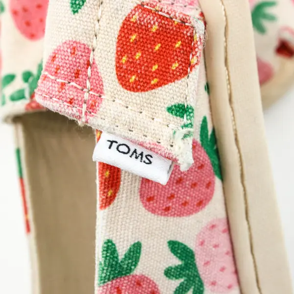 Pre-Owned TOMS Birch Alpargata Toddler Shoes Size 8 Strawberry Print
