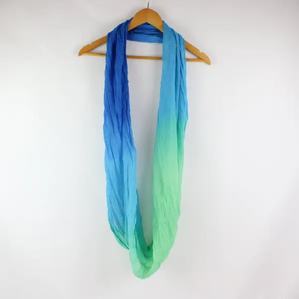 Blue Green Ombre Infinity Scarf Women's Continuous Loop Pre-Owned