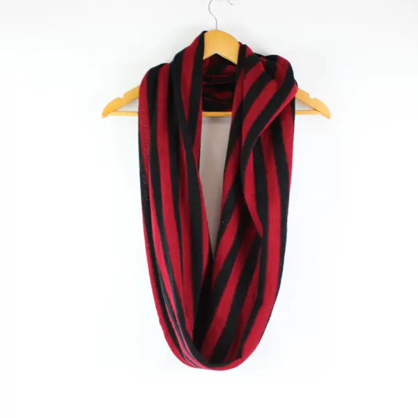 Red Black Striped Knit Infinity Scarf 29 x 22 in Women's Winter/Fall Accessory 