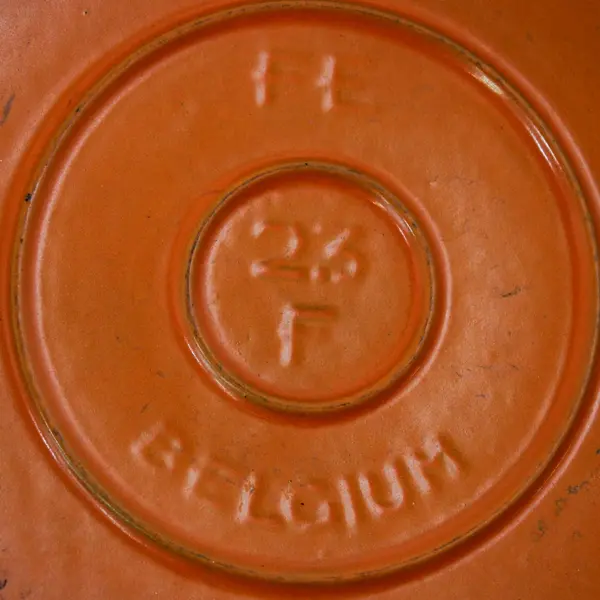 Descoware Belgium FE 2.3 F Dutch Oven Orange Cast Iron Lid