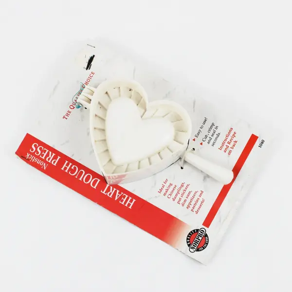 Norpro Heart-Shaped Nonstick Dough Press Easy to Use New With Tag Unused