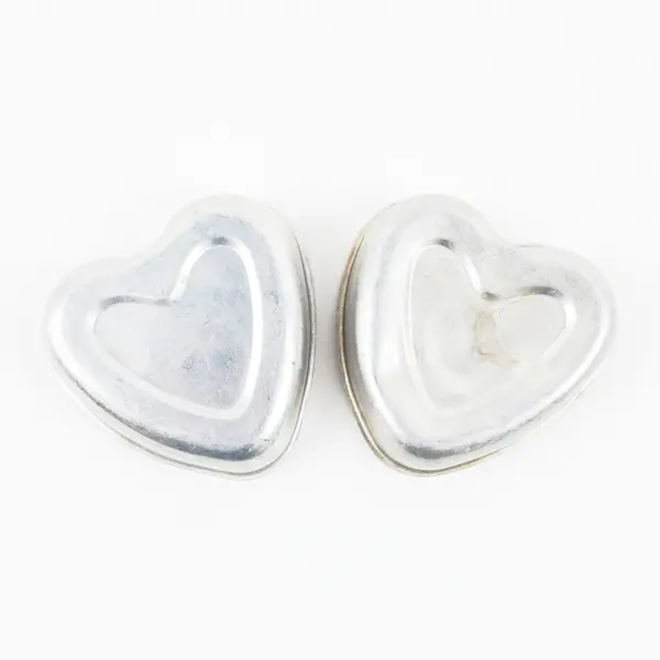 Lot of 5 Heart-Shaped Baking Tins, 2 Sizes Small Medium Aluminum Nonstick