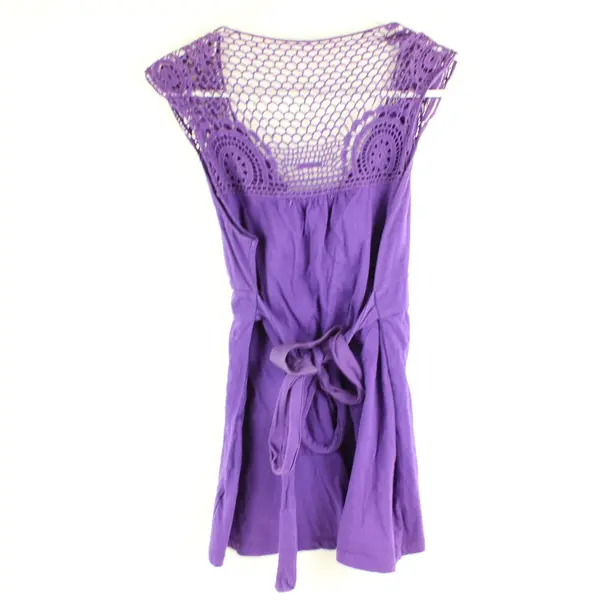 L.E.I. Junior L Purple Crochet Lace Sleeveless Tie-Waist Top