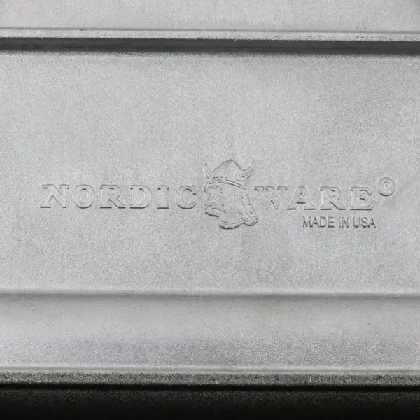 Nordic Ware Backsplash Griddle Black Nonstick Stovetop 29 x 12 x 1.75"