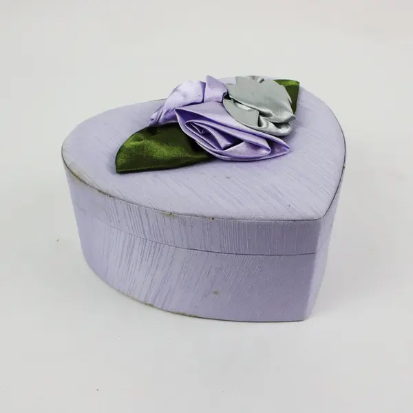 Lavender Heart Fabric Gift Box 3-Wick Candle Decorative Flower