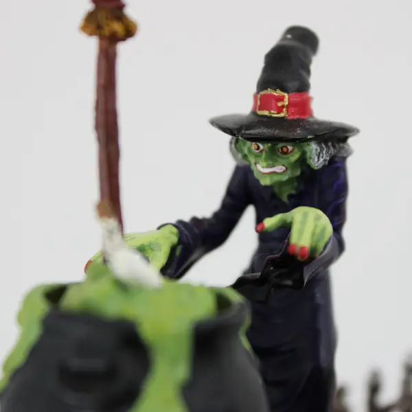 Department 56 Halloween Village Animated Hocus Pocus Witch #52516 2001