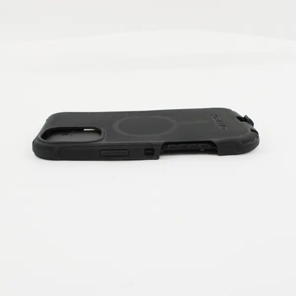 OtterBox Defender Pro MagSafe Case for iPhone 16 Pro Used