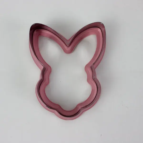 Wilton Comfort Grip Bunny Cookie Cutter Pink 4.5 Inch Easter