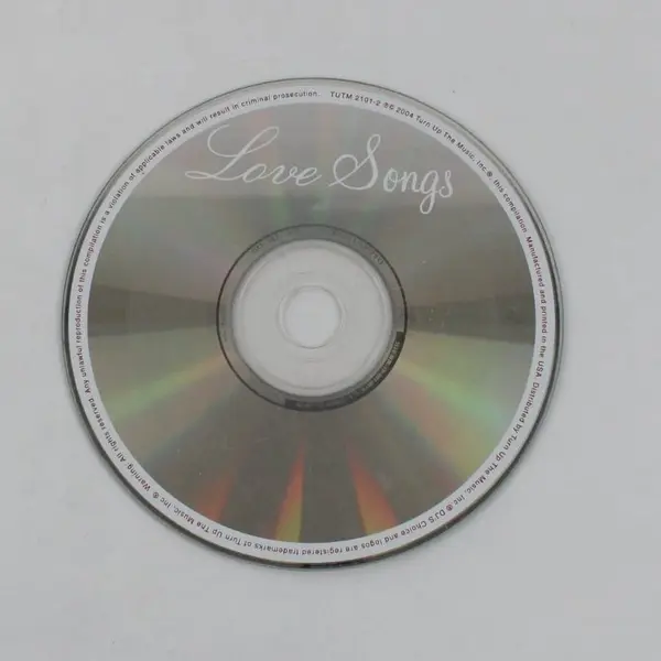 Turn Up The Music TUTM 2101-2 Love Songs CD Romantic Rose Cover