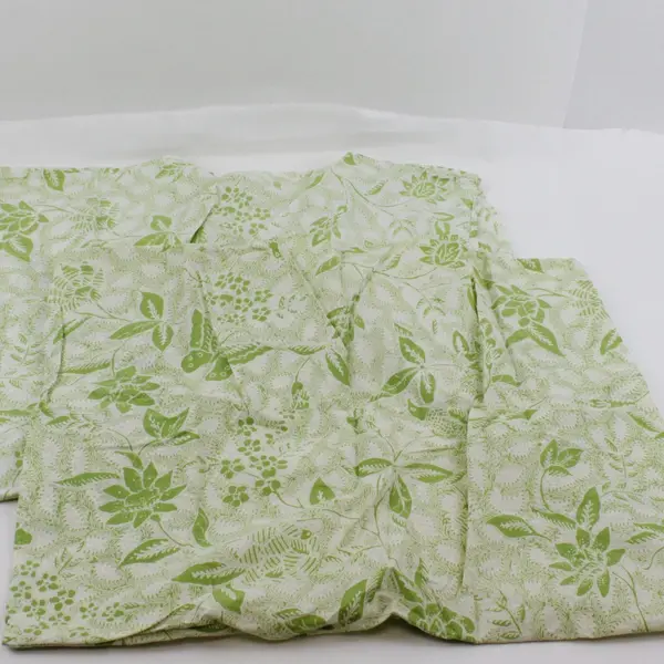 Set of 2 Chartreuse Green Floral Leaf Print Standard Cotton Pillowcases