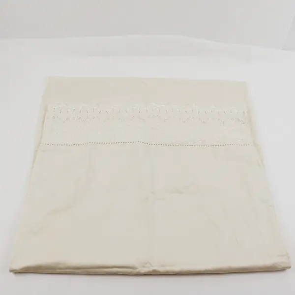 Britannica King Size Cotton Pillowcase Cream Cutwork Trim