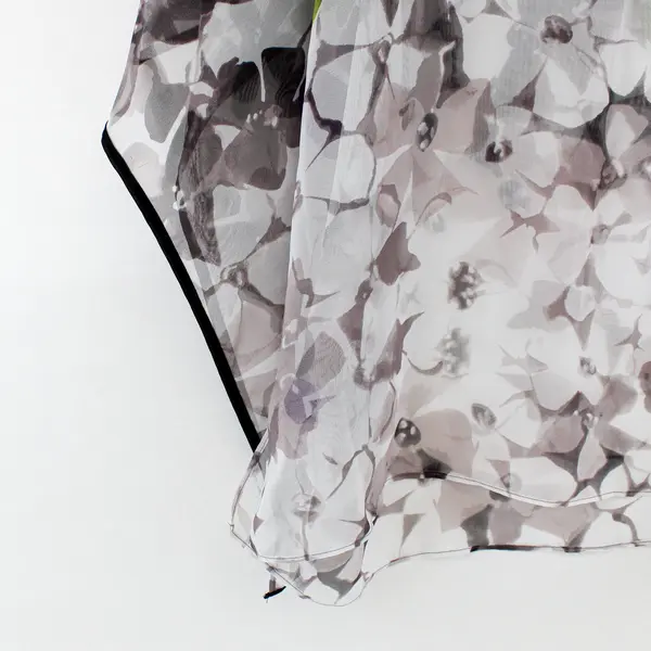 Quintessential Women's Small Sheer Floral Print Poncho Top
