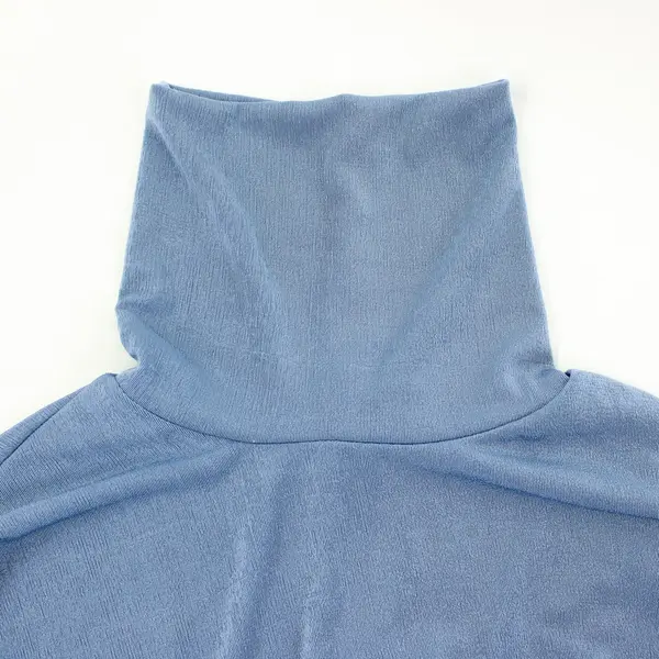 Susan Lawrence Women's XL Shimmery Blue Long Sleeve Turtleneck Top
