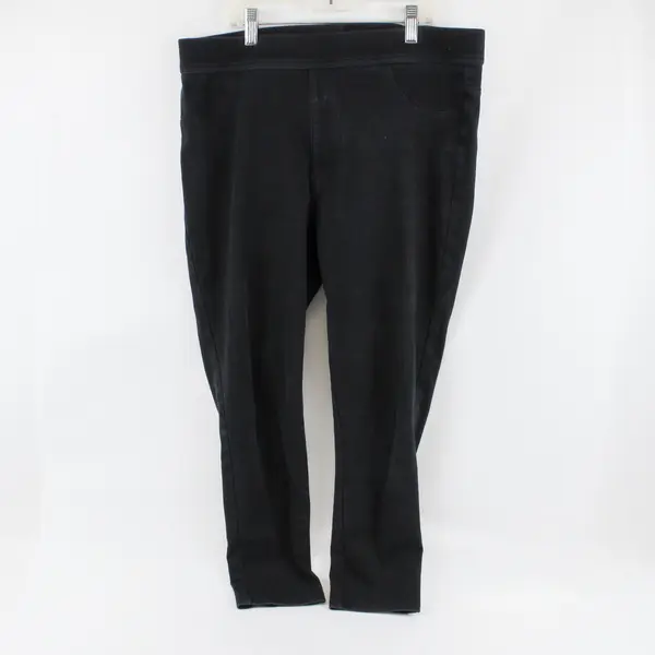 Time and Tru Women's Black Pull-On  Capri Jeggings Size L 12-14