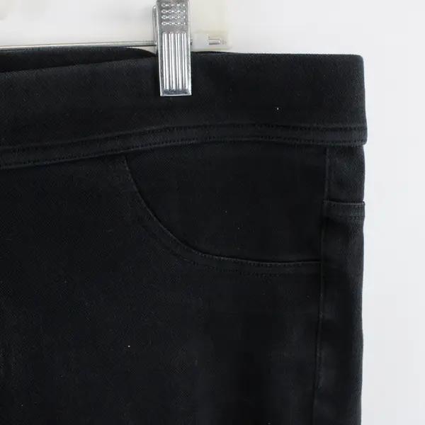 Time and Tru Women's Black Pull-On  Capri Jeggings Size L 12-14
