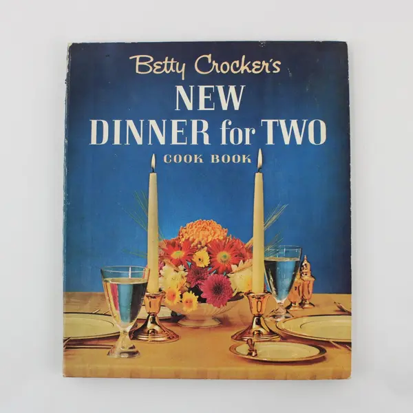 Betty Crocker's New Dinner for Two Cookbook 1964 Golden Press 1st Ed.