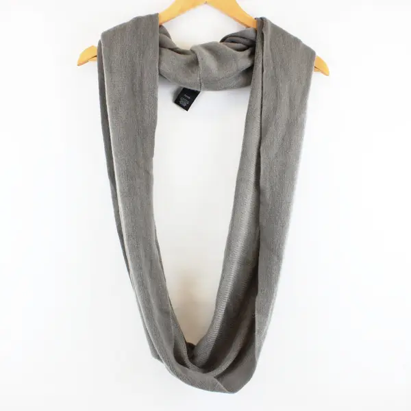 Layers by Lizden Gray Knit Loop Scarf Women's