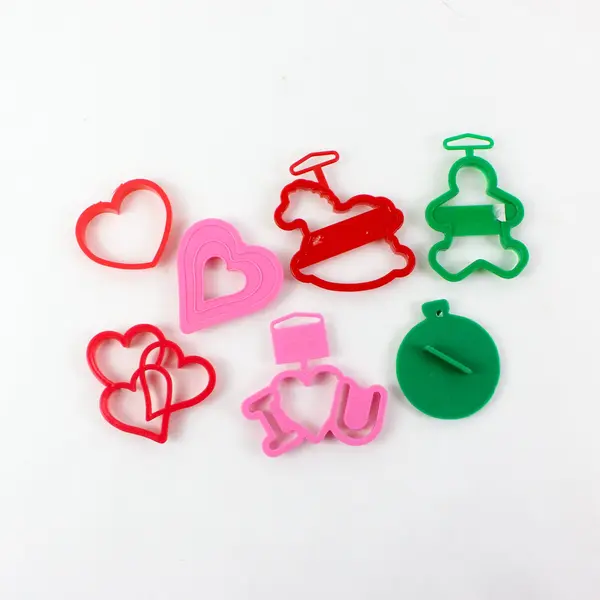 Lot of 7 Plastic Cookie Cutters Wilton & Unbranded Baking Shapes