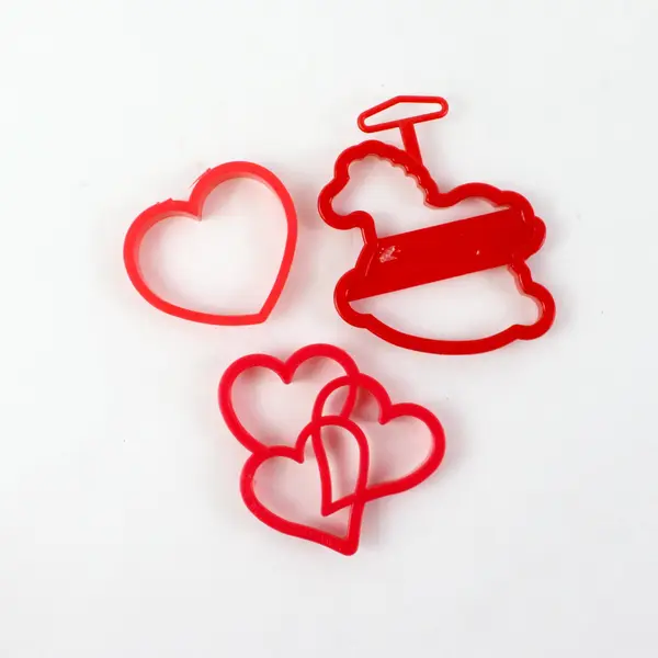 Lot of 7 Plastic Cookie Cutters Wilton & Unbranded Baking Shapes