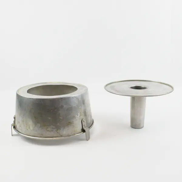 Comet 10-Inch (10.5-Inch Diameter) Aluminum Angel Food Cake Pan Round Tube Used
