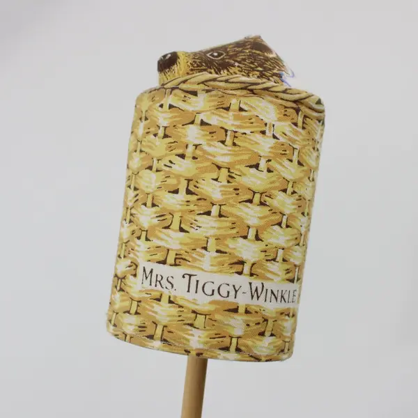 1984 Anne Wilkinson Beatrix Potter Mrs Tiggy-Winkle Pop-Up Stick Puppet