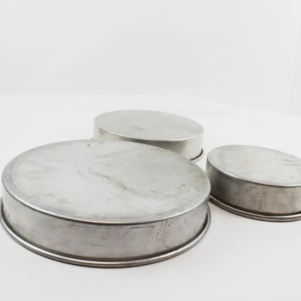 Lot of 3 Magic Line Round Cake Pans Bakeware - 7x2, 9x2, 11x2