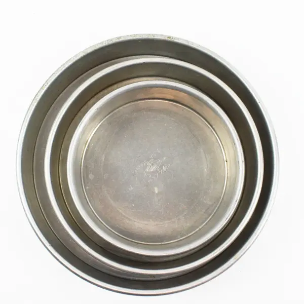 Lot of 3 Magic Line Round Cake Pans Bakeware - 7x2, 9x2, 11x2