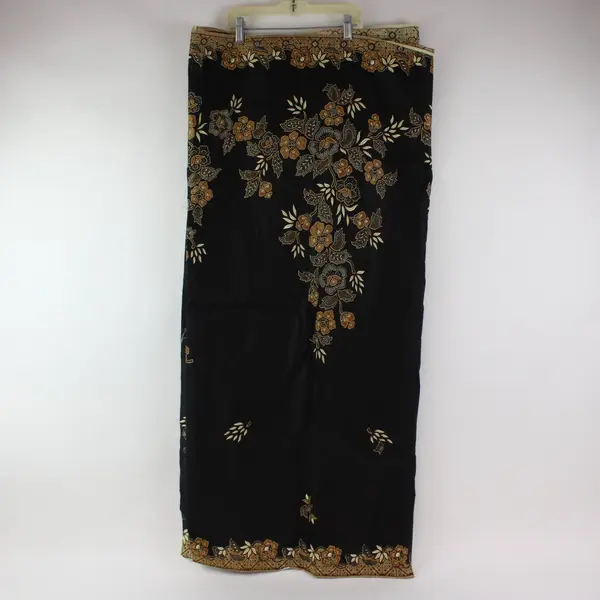 R.Y. Brown Black Boho Floral Fabric 2 Yards 43in Pattern 6703