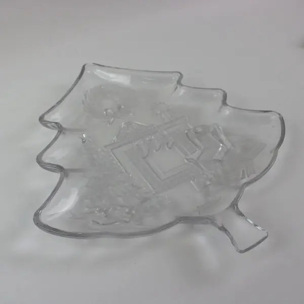 Studio Nova Christmas Day Glass Tree Platter Fireplace 13 Inch