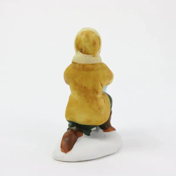 Department 56 Village Collection Skating Date Figurine Winter Scene