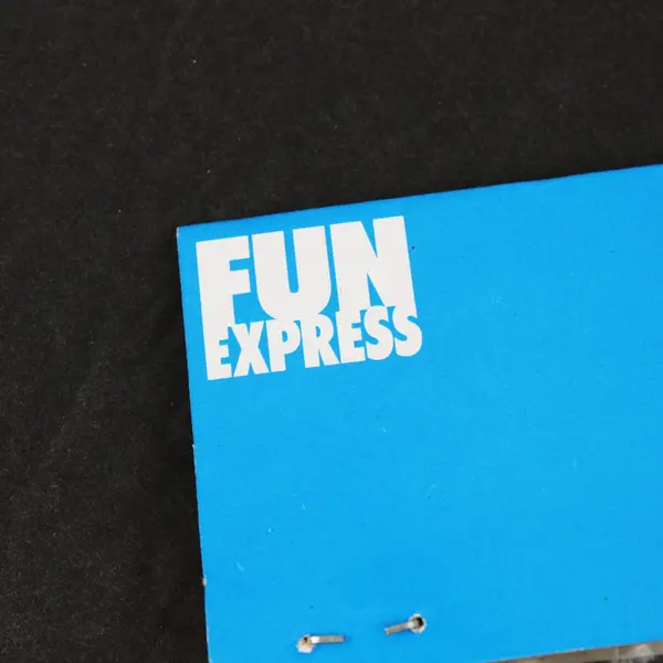 Fun Express White Glow in the Dark Wig 85/4553 Costume Accessory