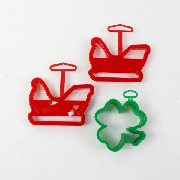 Lot of Mixed Wilton & Unbranded Christmas Cookie Cutters