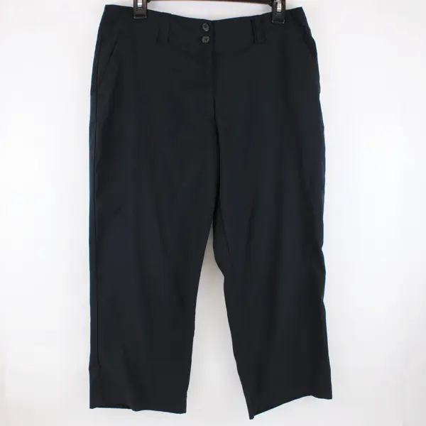 Nike Golf Women's Black Capri Pants Size 10