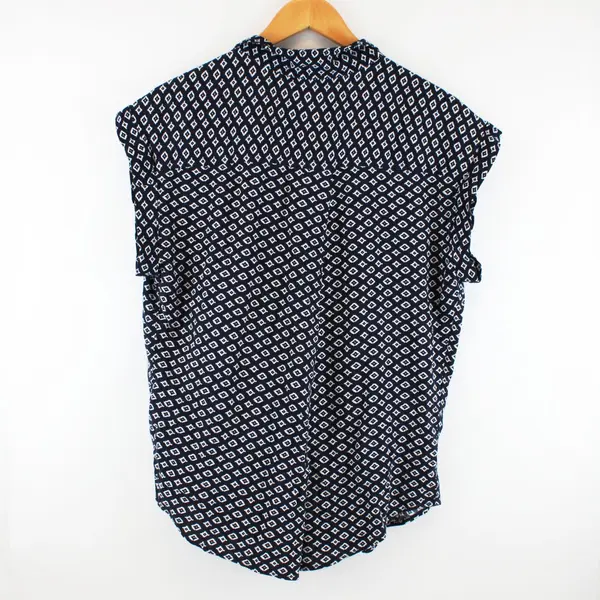Jachs Girlfriend Women's XL Navy Blue Diamond Print Blouse