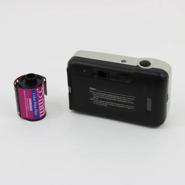 Fujifilm Smart Shot Plus 35mm Film Camera Point & Shoot Built-In Flash Untested