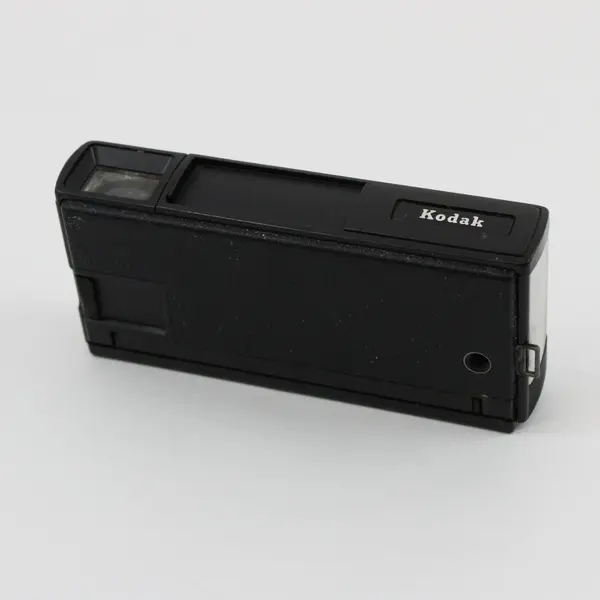 Kodak Pocket Instamatic 20 110 Film Camera Black Silver Red Untested