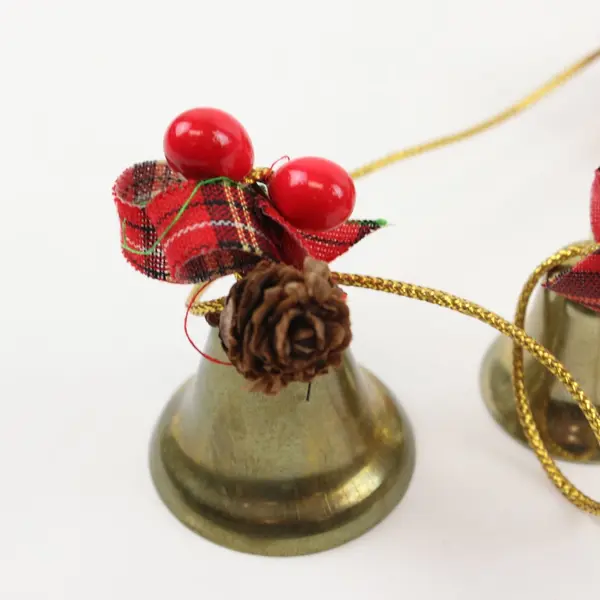 Christmas Bell Garland Brass-Tone Red Berries Pinecones Plaid Bows 6ft