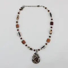 Lonnie Lovness Brown Spotted Shell Pendant Beaded Necklace 18 Inch Boho