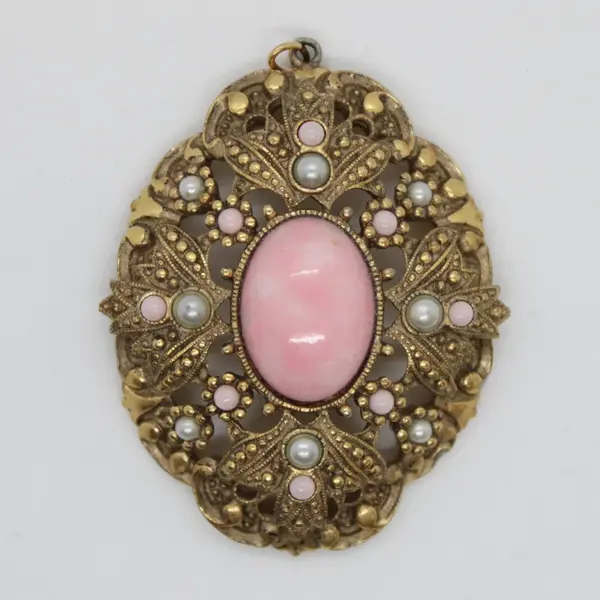 Vintage Avon Queen Anne's Lace Pink Cabochon Pendant