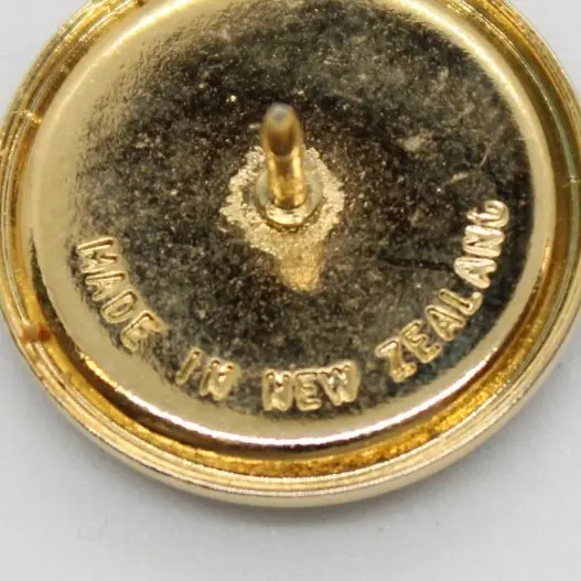 Antarctic Centre Penguin Round Lapel Pin 0.9in Collectible
