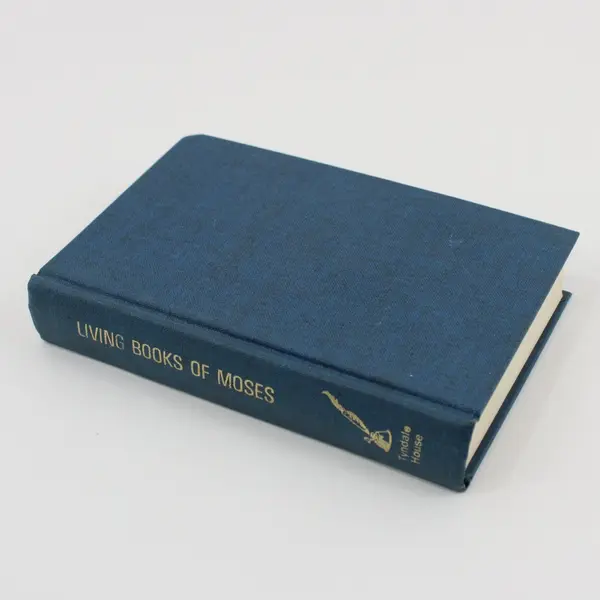 Living Books of Moses Paraphrase Genesis Exodus Leviticus Numbers Deuteronomy