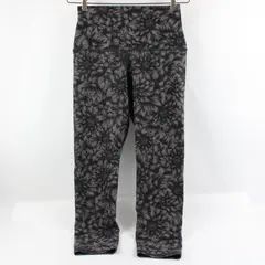 Evolution & Creation Women's Black Floral Print Capri Leggings M The Mia Legging