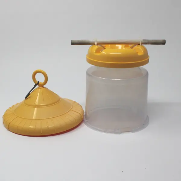 Songbird Essentials SE7011 Clingers Only Yellow Bird Feeder