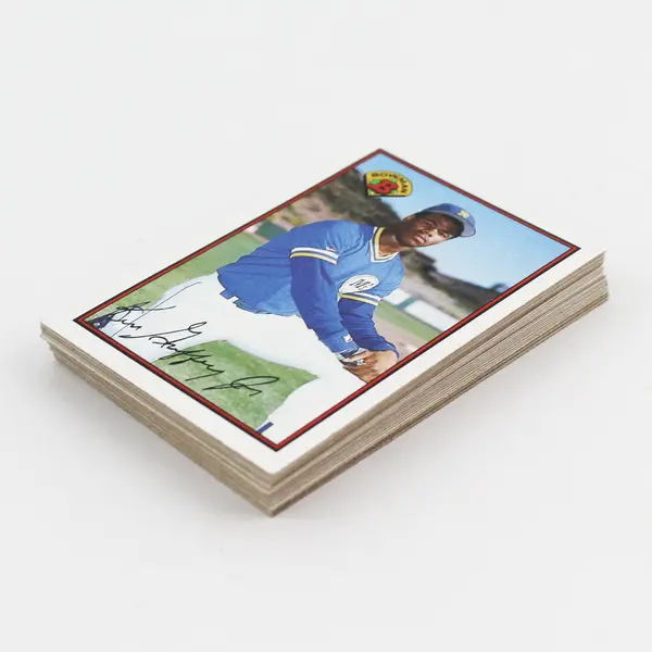 1989 Bowman Baseball MLB Lot of 26 Cards Featuring Ken Griffey Jr. RC #220