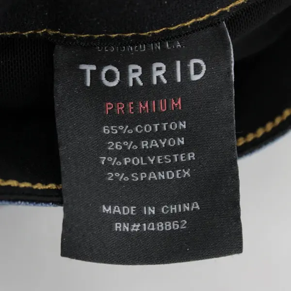 Torrid Premium Bombshell Skinny Jeans Medium Wash Size 18T