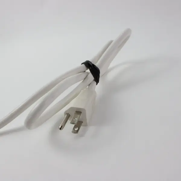 ElectriCord Leviton 6-Outlet White Power Strip Attached Cord Switch