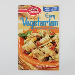 Betty Crocker Easy Vegetarian Classics Go Meatless Recipe Booklet