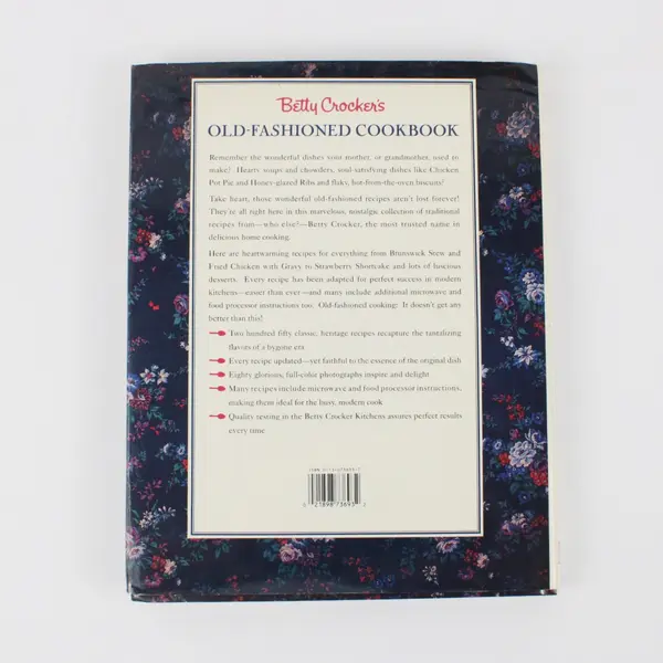 Vintage 1990 Betty Crocker's Old-Fashioned Cookbook Hardcover First Edition