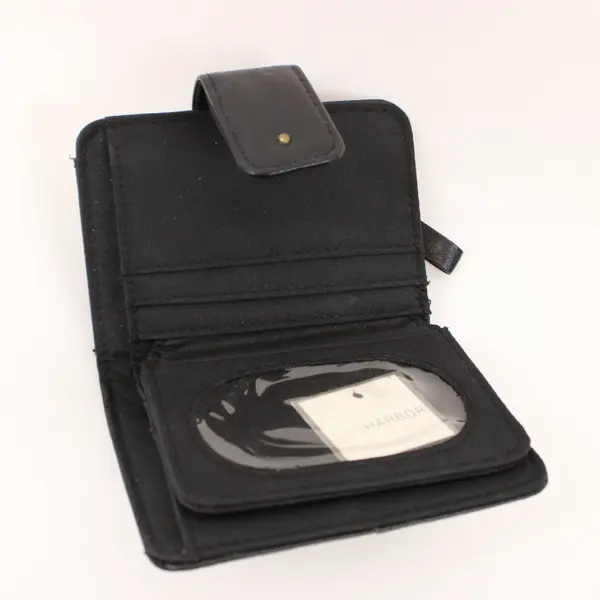 Sag Harbor Women's Black Wallet Pre-Owned