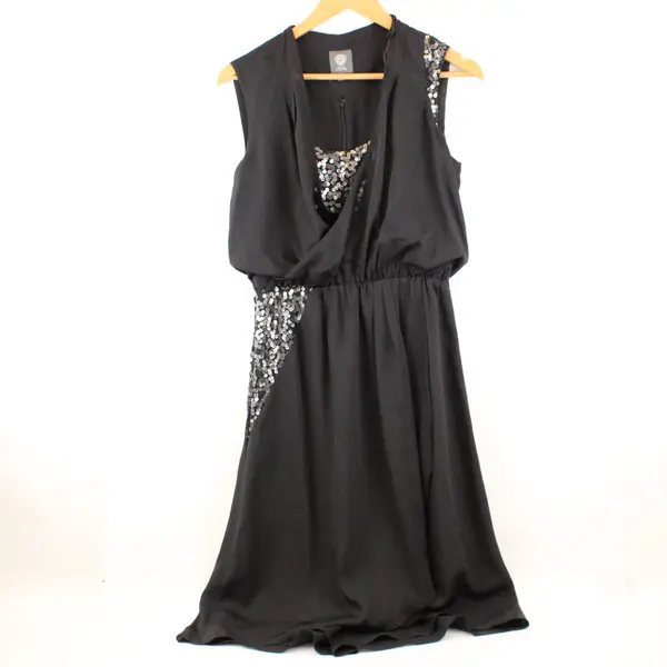 Vince Camuto Women's Black Sequin Sleeveless Midi Dress Size 6 FLAWED